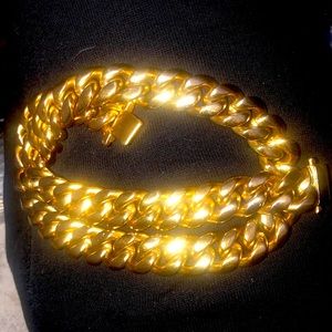 Gold 18”mm Cuban Chain 🔥🔥🔥🔥